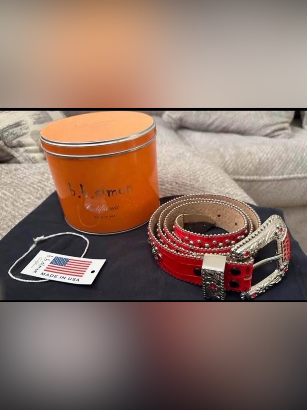 mens b.b. simon customized belt size 42
(will fit a size 36-38)